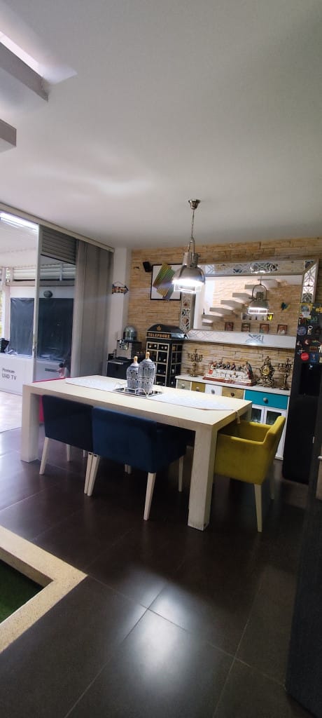 Casa de 3 alcobas en venta en El Cural, Ibagué, 234 m² · foto 13 de 24