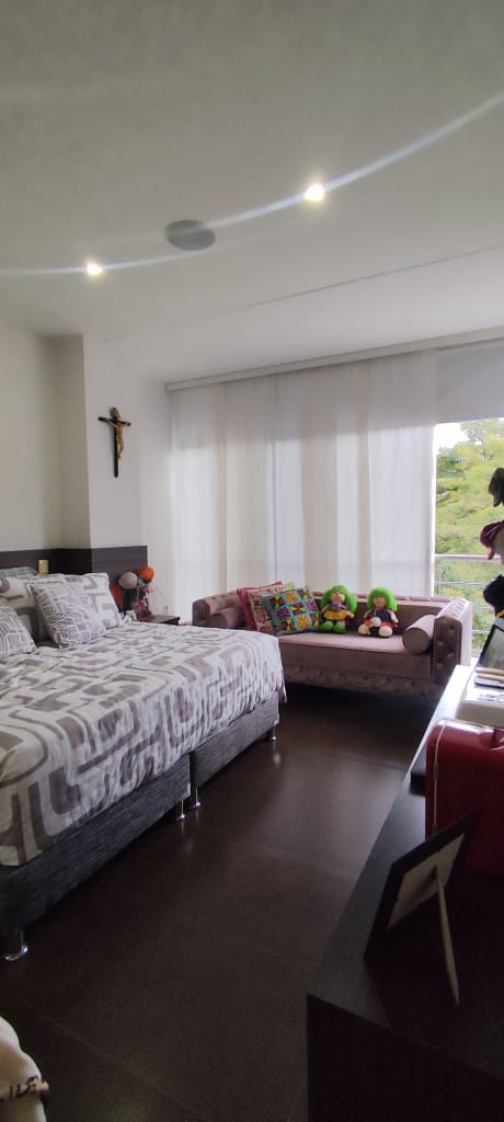 Casa de 3 alcobas en venta en El Cural, Ibagué, 234 m² · foto 23 de 24
