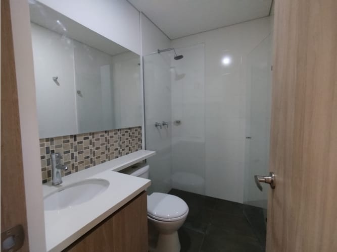 Apartamento de 3 alcobas en arriendo en La Candelaria, La Estrella, 65 m² · foto 9 de 11