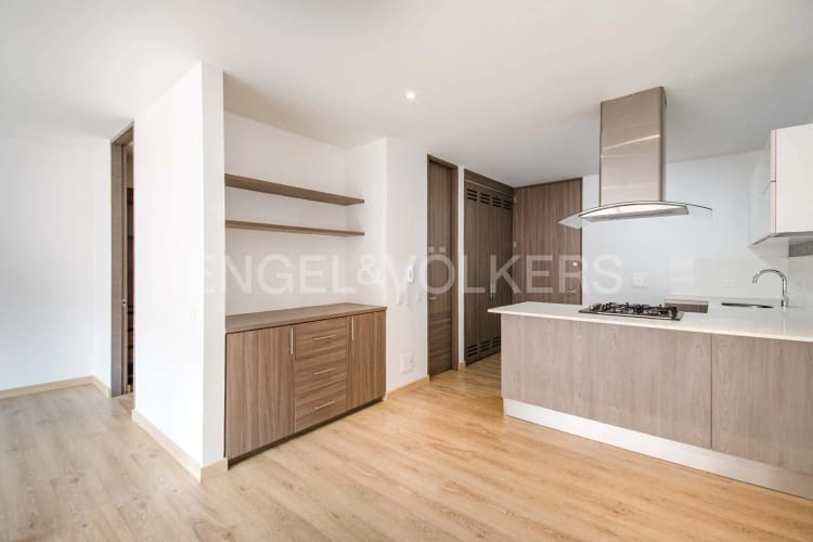 Apartamento de 1 alcoba en arriendo en Santa Barbara Central, Bogotá, 55 m² · foto 6 de 13