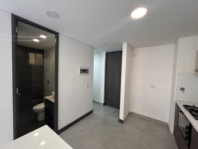 Apartamento de 1 alcoba en arriendo en Villa Carlota, Medellín, 45 m² · foto 8 de 16