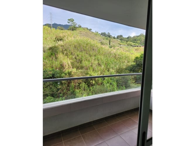 Apartamento de 3 alcobas en venta en Mesa, Envigado, 81 m² · foto 6 de 8