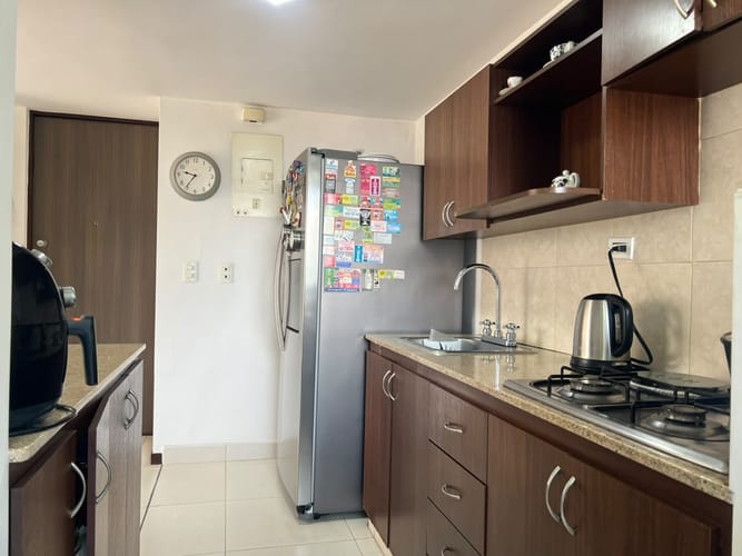 Apartamento de 2 alcobas en venta en Cumbres, Envigado, 58 m² · foto 7 de 15