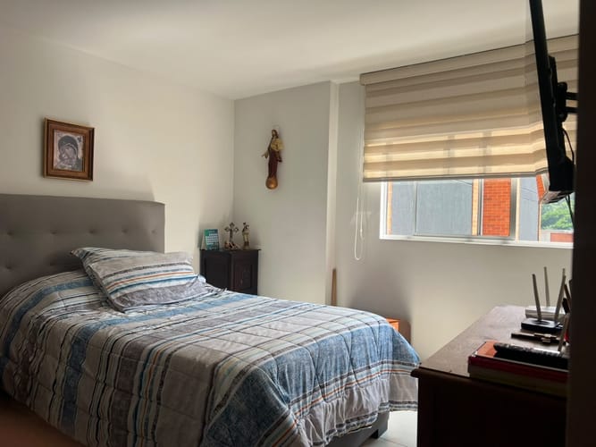 Apartamento de 2 alcobas en venta en Cumbres, Envigado, 58 m² · foto 12 de 15