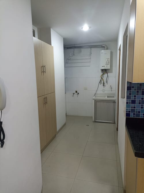 Apartamento de 4 alcobas en arriendo en La Floresta, Los Patios, 128 m² · foto 6 de 12