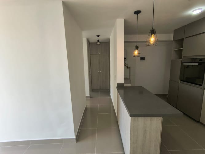 Apartamento de 2 alcobas en arriendo en Pe�As Blancas, La Estrella, 50 m² · foto 2 de 12