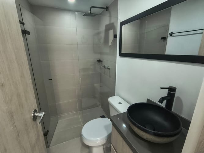 Apartamento de 2 alcobas en arriendo en Pe�As Blancas, La Estrella, 50 m² · foto 10 de 12