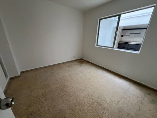 Casa de 4 alcobas en arriendo en El Velodromo, Medellín, 190 m² · foto 5 de 24