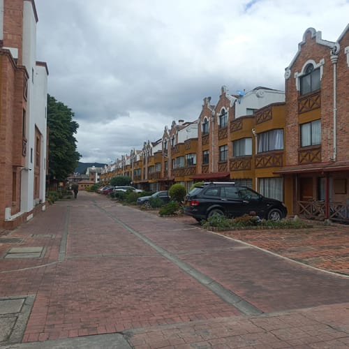 Casa de 5 alcobas en arriendo en Delicias Norte, Chía, 108 m² · foto 8 de 22