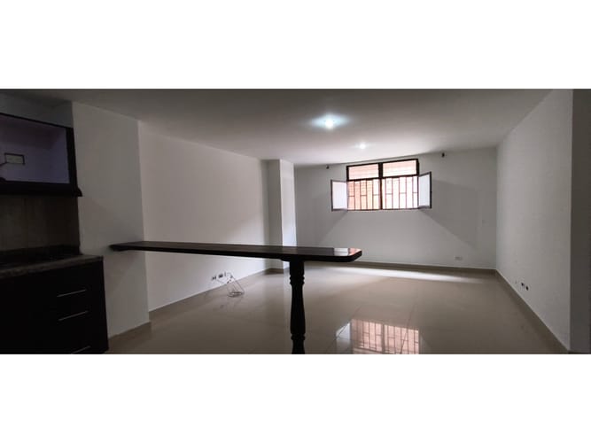 Apartamento de 2 alcobas en arriendo en Bolivariana, Medellín, 50 m² · foto 3 de 10