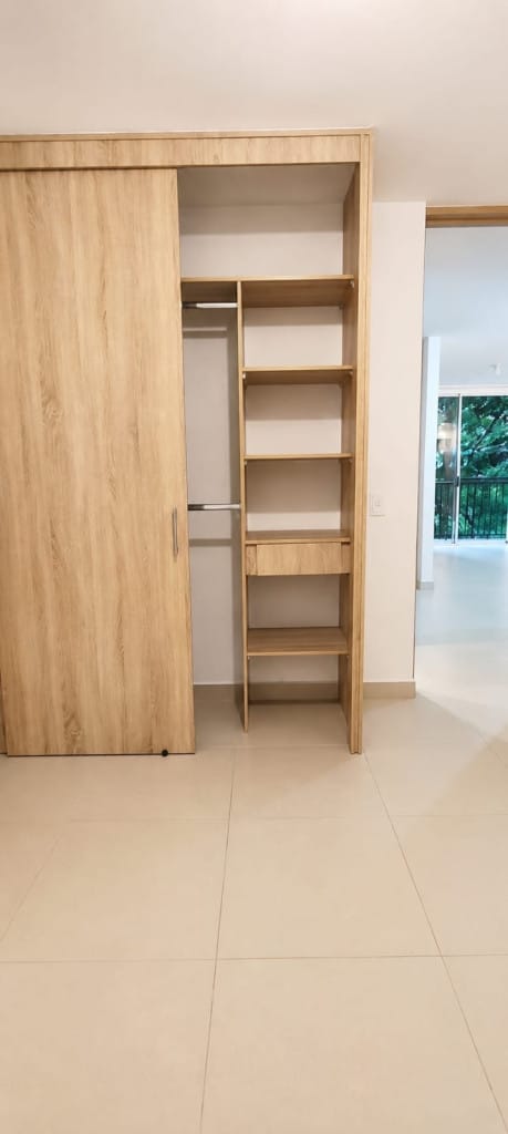 Apartamento de 3 alcobas en venta en Alto De Misael, Envigado, 62 m² · foto 4 de 8