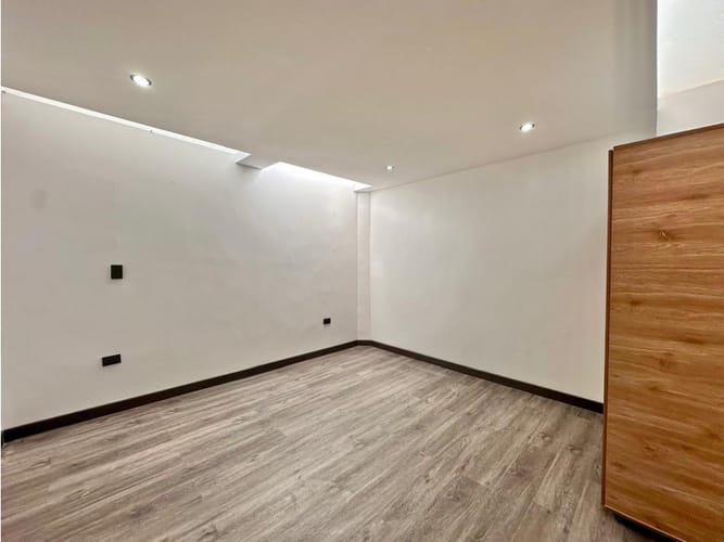 Apartamento de 4 alcobas en venta en Conquistadores, Medellín, 158 m² · foto 13 de 24
