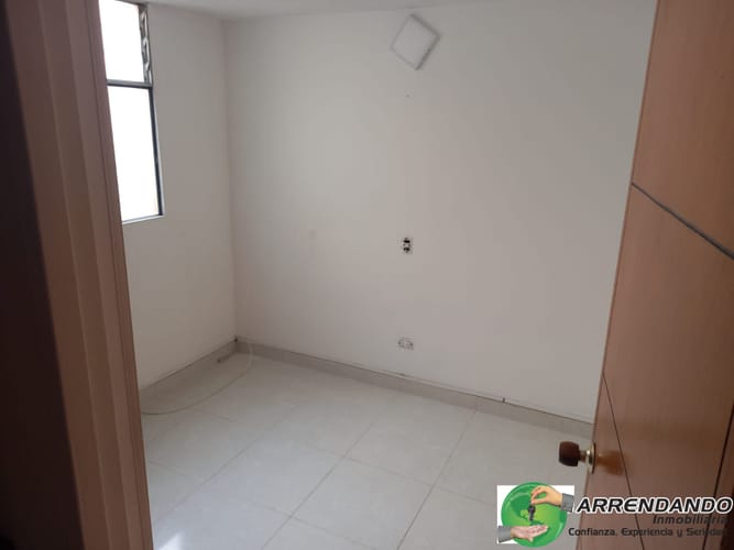 Casa de 3 alcobas en venta en Suramérica, Itagüí, 90 m² · foto 11 de 14