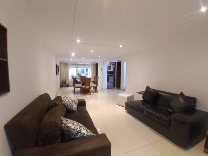 Casa de 5 alcobas en venta en Santa Monica, Bogotá, 163 m² · foto 3 de 19