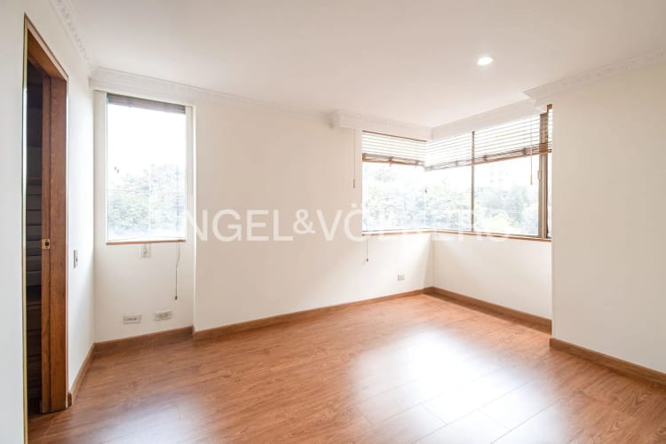 Apartamento de 3 alcobas en venta en Colina Campestre, Bogotá, 115 m² · foto 8 de 15