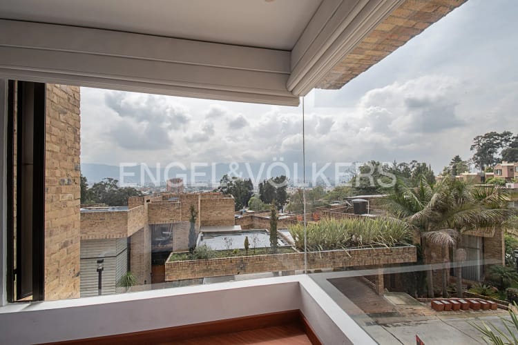 Casa en venta en Cerros De Suba, Bogotá · foto 10 de 21