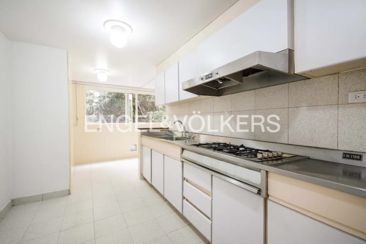Apartamento en venta en Los Rosales, Bogotá · foto 4 de 12