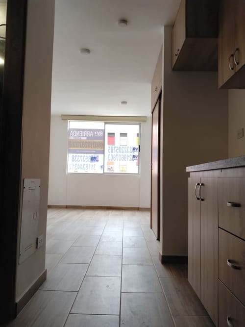 Apartaestudio en arriendo en Chico, Bogotá, 25 m² · foto 3 de 12