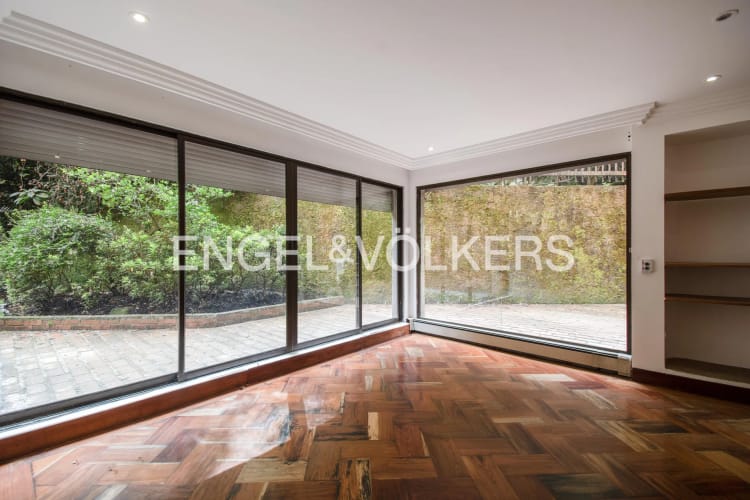 Apartamento de 5 alcobas en venta en Los Rosales, Bogotá, 450 m² · foto 14 de 22