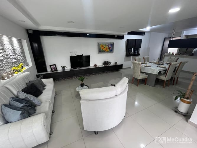 Apartamento de 2 alcobas en venta en Sotomayor, Bucaramanga, 112 m² · foto 3 de 24