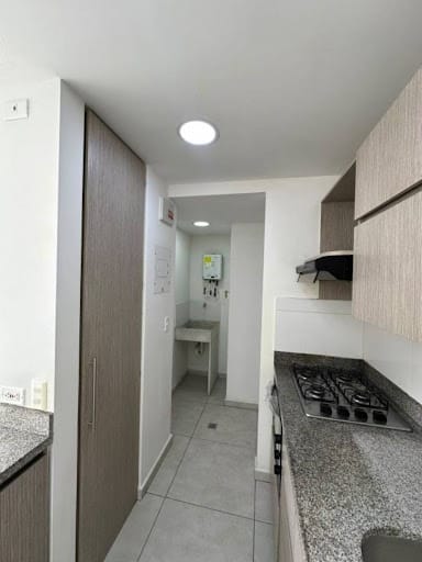 Apartamento de 3 alcobas en venta en San Remo, Sabaneta, 65 m² · foto 6 de 17