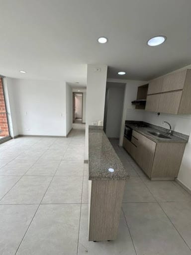 Apartamento de 3 alcobas en venta en San Remo, Sabaneta, 65 m² · foto 7 de 17