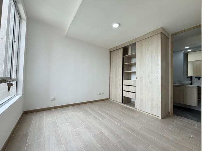Apartamento de 2 alcobas en arriendo en San Pedro, Madrid, 52 m² · foto 11 de 19