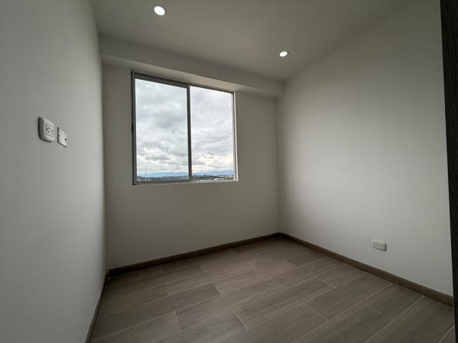 Apartamento de 2 alcobas en arriendo en San Pedro, Madrid, 52 m² · foto 14 de 19