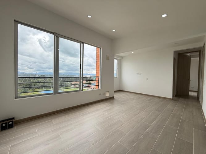 Apartamento de 2 alcobas en arriendo en San Pedro, Madrid, 52 m² · foto 6 de 19
