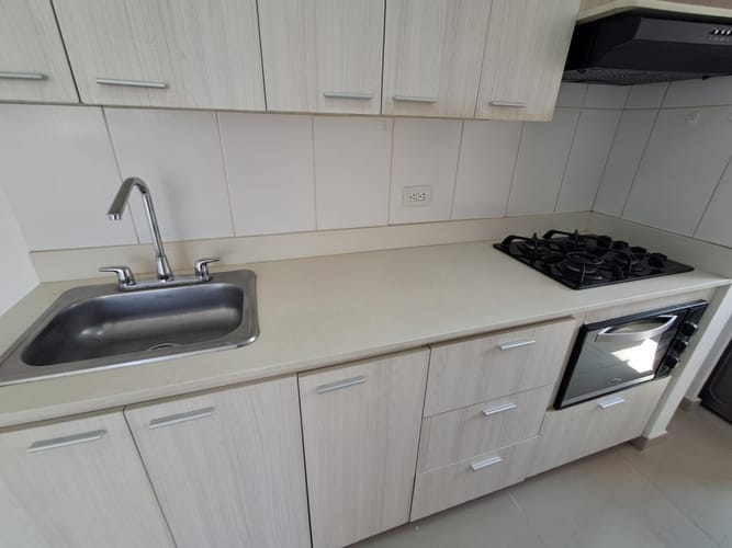 Apartamento de 3 alcobas en arriendo en Monteazul, Sabaneta, 76 m² · foto 8 de 20
