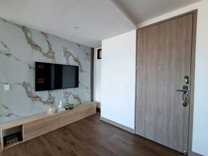 Apartamento de 3 alcobas en venta en El Castillo, Medellín, 138 m² · foto 4 de 24
