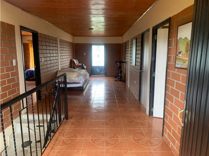 Finca en venta en La Bella, Pereira, 480 m² · foto 4 de 24
