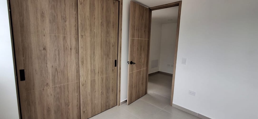 Apartamento de 3 alcobas en arriendo en Versalles, Floridablanca, 75 m² · foto 5 de 21