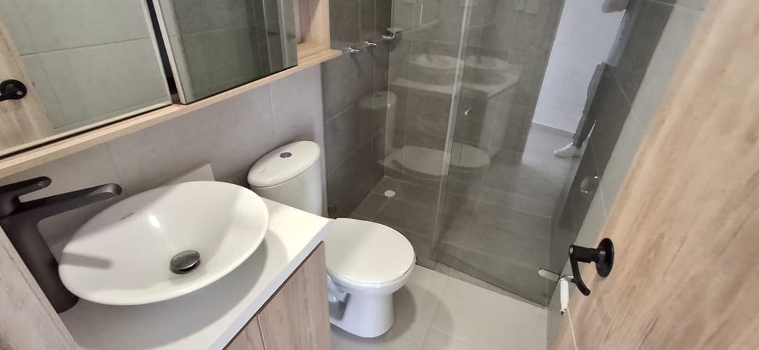 Apartamento de 3 alcobas en arriendo en Versalles, Floridablanca, 75 m² · foto 12 de 21