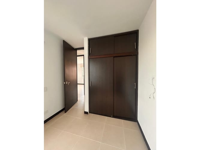 Apartamento de 3 alcobas en venta en Urbanizacion San Rafael, Cali, 55 m² · foto 20 de 24