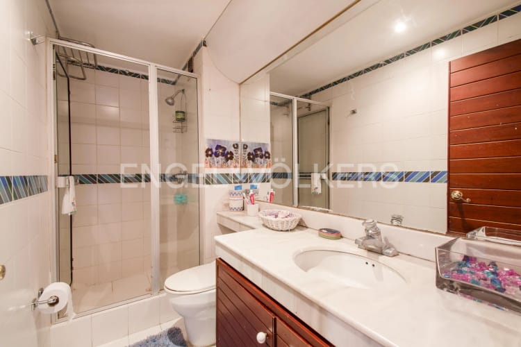 Apartamento de 3 alcobas en venta en Los Rosales, Bogotá, 194 m² · foto 13 de 19