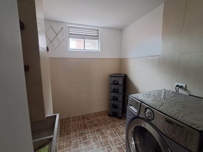 Apartamento de 3 alcobas en arriendo en Laureles, Medellín, 130 m² · foto 4 de 20