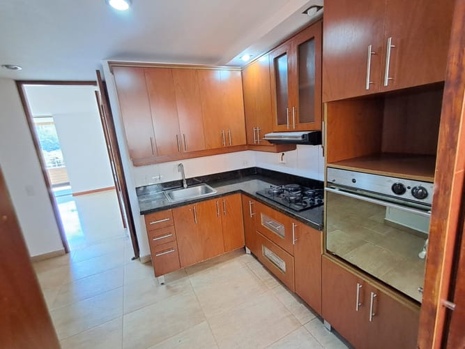 Apartamento de 3 alcobas en arriendo en El Diamante No. 2, Medellín, 155 m² · foto 6 de 24