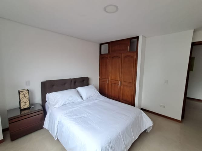 Apartamento de 3 alcobas en arriendo en Laureles, Medellín, 130 m² · foto 12 de 20