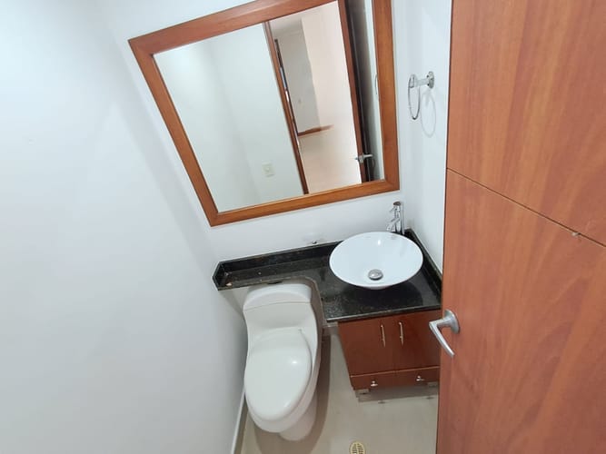 Apartamento de 3 alcobas en arriendo en El Diamante No. 2, Medellín, 155 m² · foto 12 de 24