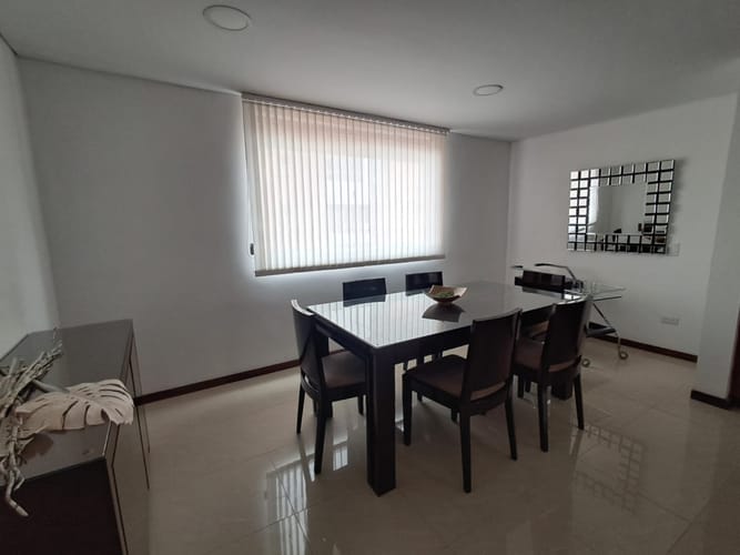 Apartamento de 3 alcobas en arriendo en Laureles, Medellín, 130 m² · foto 16 de 20