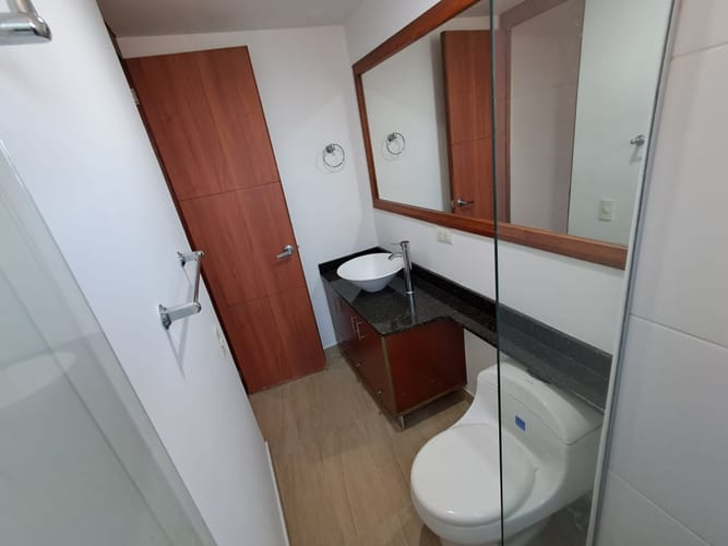 Apartamento de 3 alcobas en arriendo en El Diamante No. 2, Medellín, 155 m² · foto 16 de 24