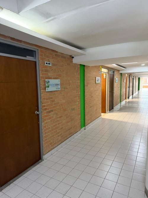 Oficina en arriendo en Cartagenita, Mosquera, 33 m² · foto 2 de 11