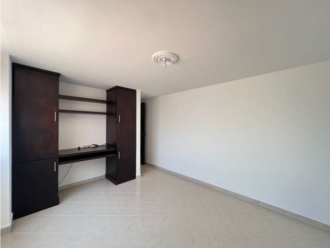 Apartamento de 3 alcobas en arriendo en El Portal, Envigado, 81 m² · foto 4 de 10