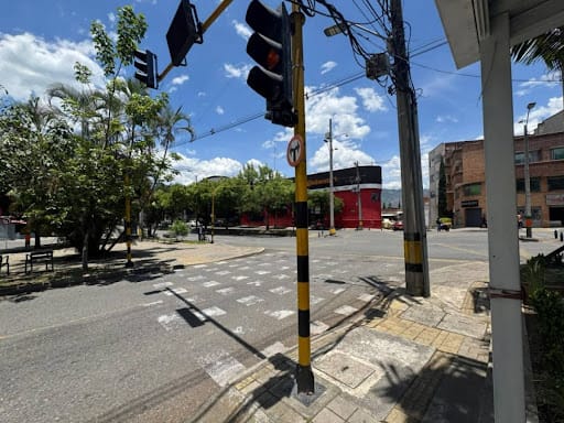 Local en arriendo en La Paz, Envigado, 45 m² · foto 6 de 6