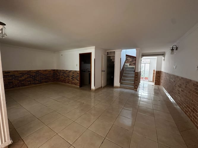 Casa de 5 alcobas en arriendo en Urbanizacion Diamante Ii Etapa, Bucaramanga, 165 m² · foto 4 de 21