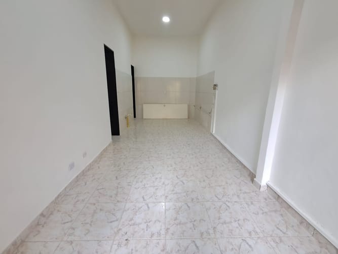 Local en arriendo en Belén, Medellín, 25 m² · foto 2 de 12