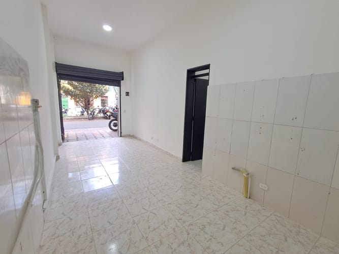 Local en arriendo en Belén, Medellín, 25 m² · foto 7 de 12