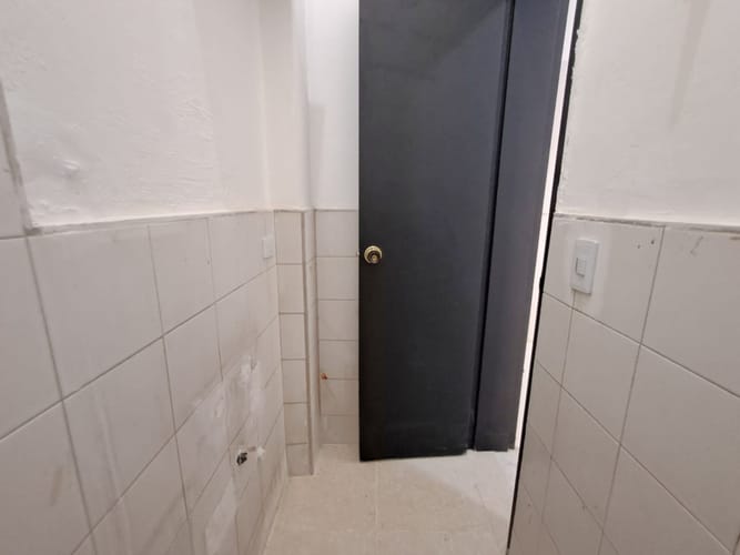 Local en arriendo en Belén, Medellín, 25 m² · foto 9 de 12