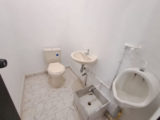 Local en arriendo en Belén, Medellín, 25 m² · foto 11 de 12